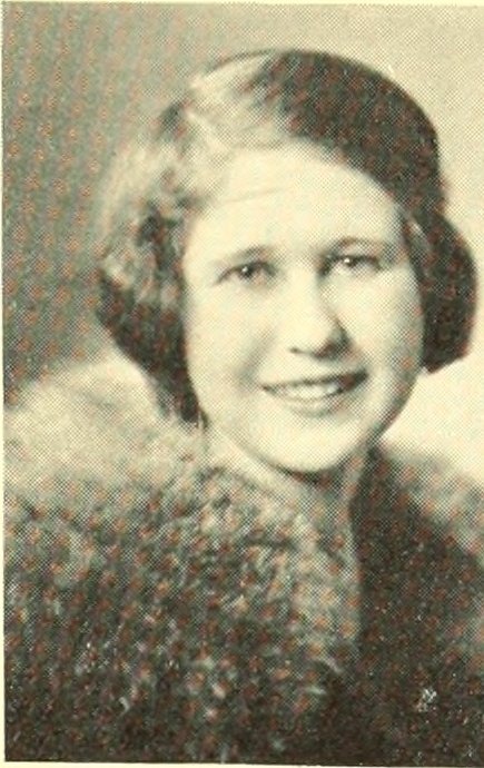 Yearbook portrait of Elizabeth Leary, Arlington High School, class of 1930