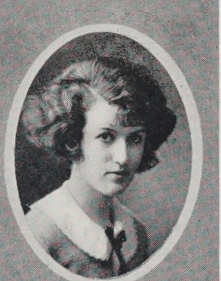 Yearbook portrait of Marion Quigley, Cambridge High and Latin School, class of 1922