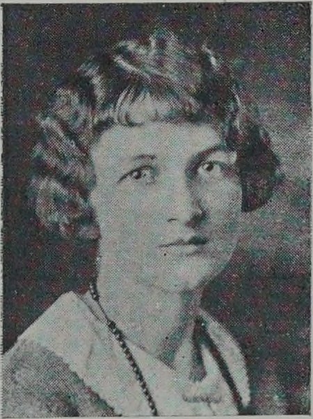 Yearbook portrait of Edith MacSwain, Cambridge High and Latin School, class of 1924