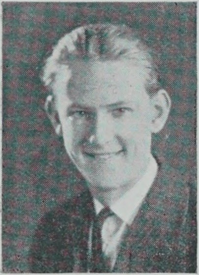Yearbook portrait of Walter L. Ussher, Cambridge High and Latin School, class of 1925