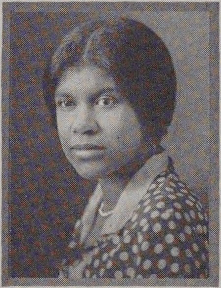 Yearbook portrait of Alma Louise Hollingsworth, Cambridge High and Latin School, class of 1929