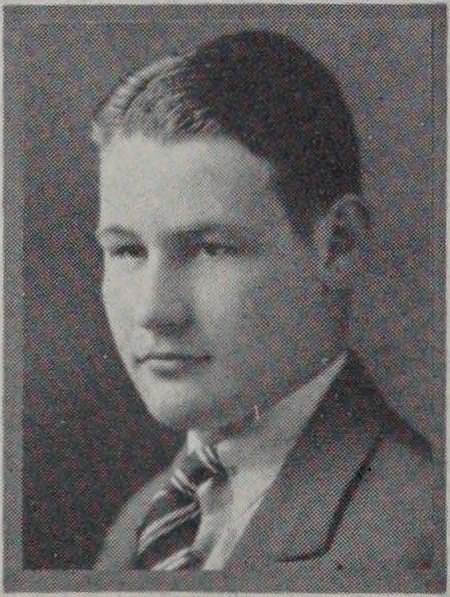 Yearbook portrait of Vernon Thomas, Cambridge High and Latin School, class of 1929