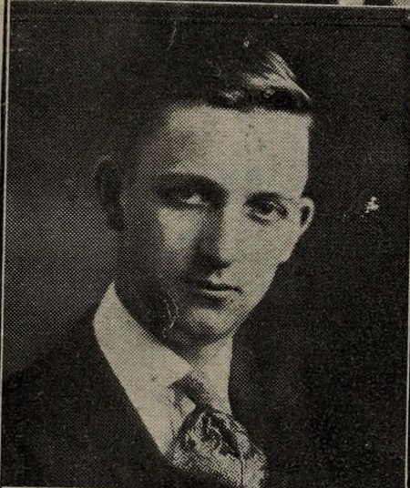 Yearbook portrait of Walter Dalton Murphy, Everett High School, class of 1921