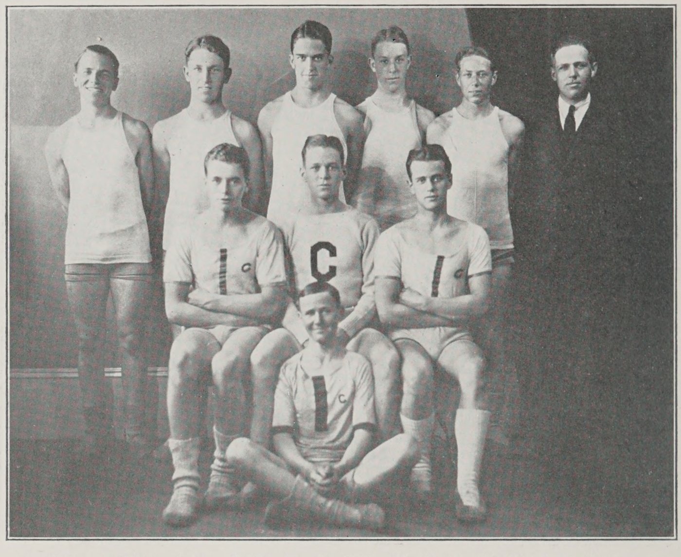 Crew, Cambridge High and Latin School, 1926