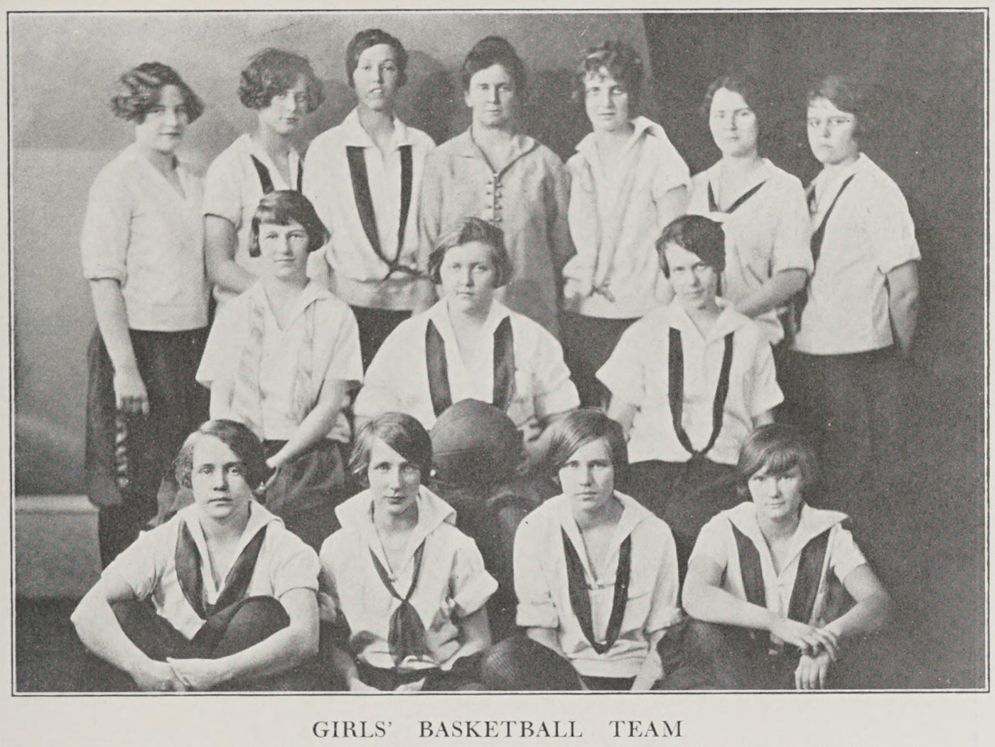 Girls Basketball Team, Cambridge High and Latin School, 1926