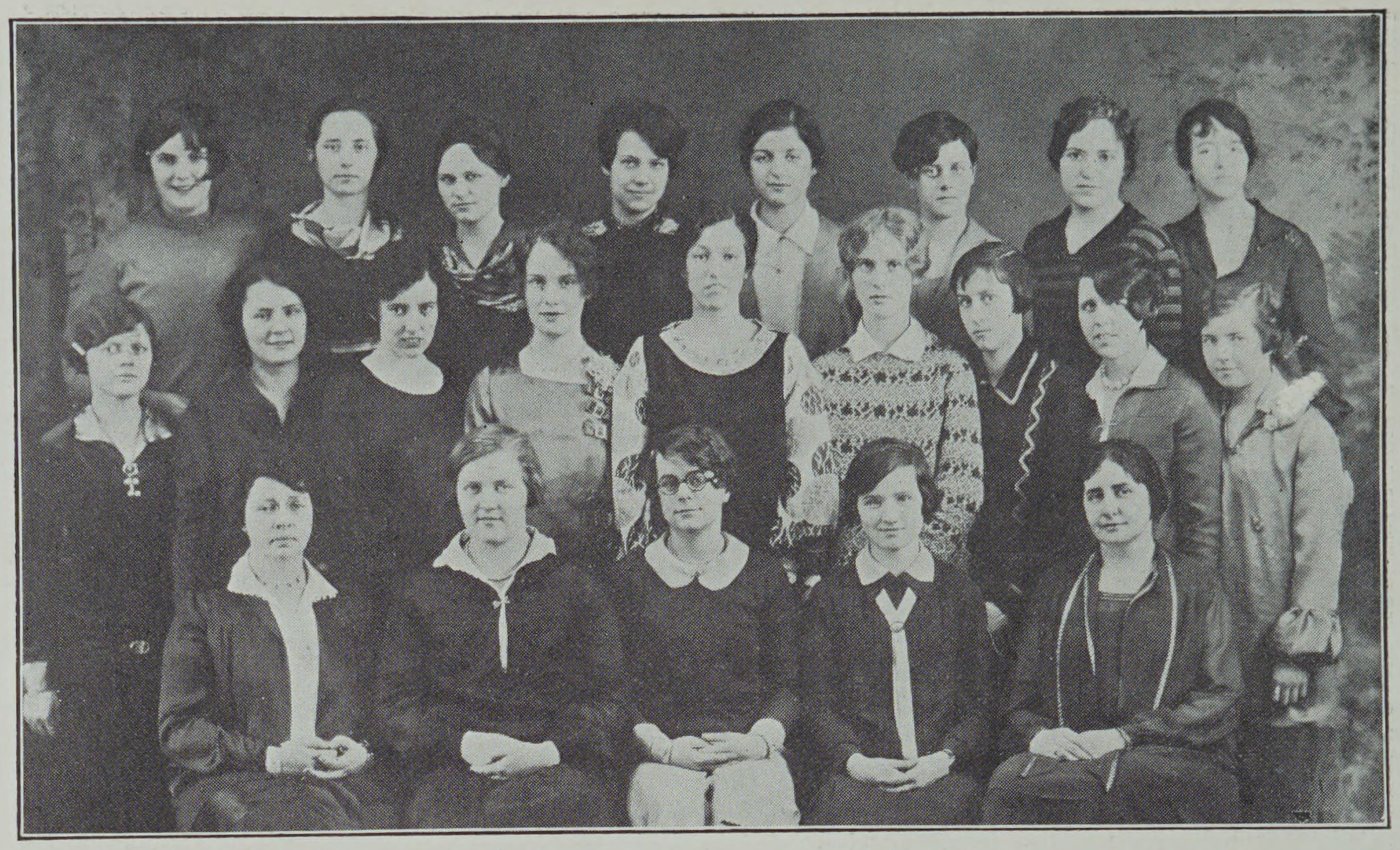 Klawhowjaha Bjustofe Club, Cambridge High and Latin School, 1927