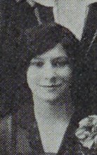 Dorothy Mildred Wexler in the Le Cercle Francais photograph, 1927